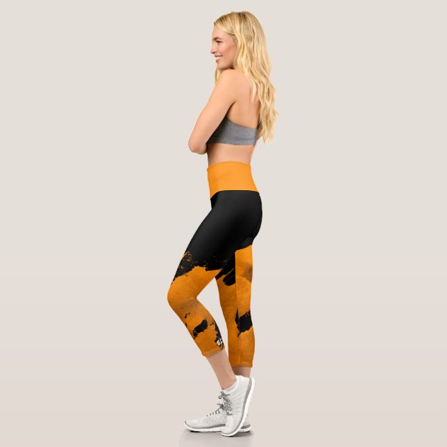 Überall in der Print Capri Leggings Brushy Orange (Links)