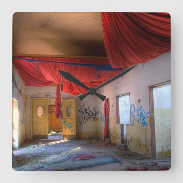 Überbleibsel von Sofiensæ Quadratische Wanduhr (Vorderseite)