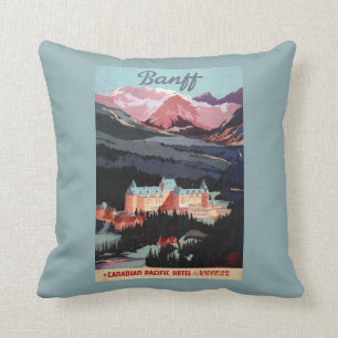 Überblick über das Banff Springs Hotel Poster Kissen
