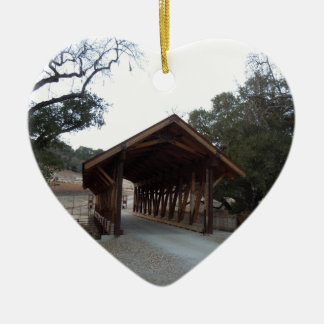 Überdachte Brücke an der Halter-Ranch, Paso Robles Keramikornament