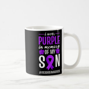 Überdosierungsbewusstsein, das ich im Gedächtnis m Kaffeetasse