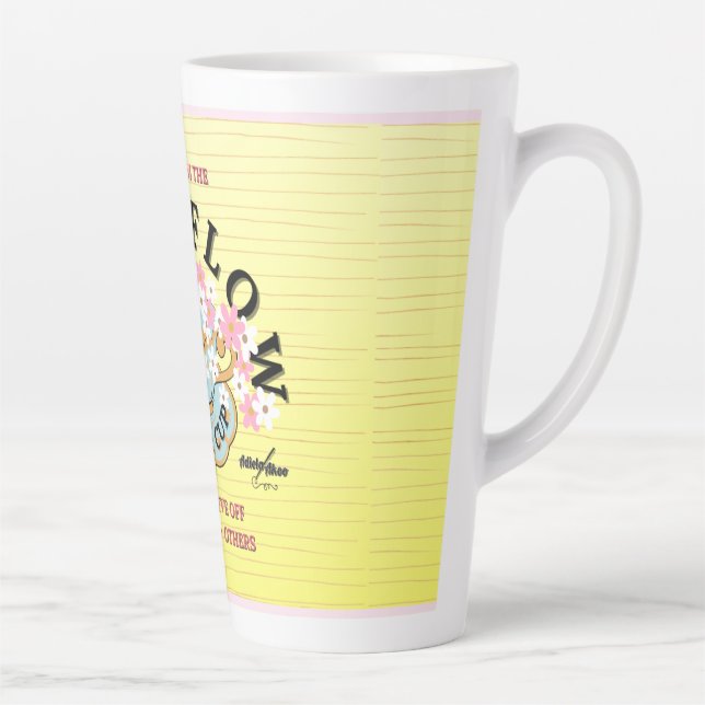 ÜBERFLOW-Tasse von Adiela Akoo Milchtasse (Rechts)