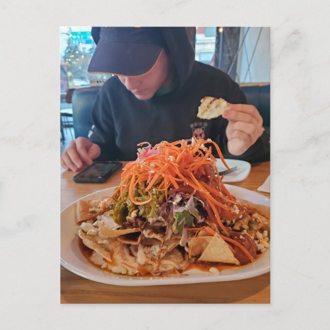 Überladene Nachos Postkarte (Vorderseite)