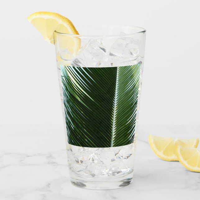 Überlappen von Palm Fronds Tropical Green Abstrakt Glas (Vorderseite Ice)