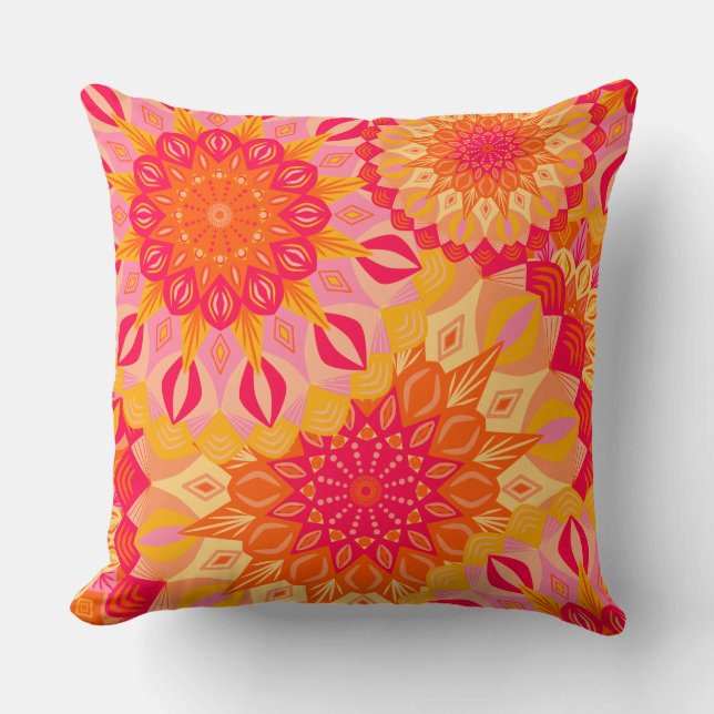 Überlappende Mandala Orange Pink Gelb Kissen (Vorderseite)