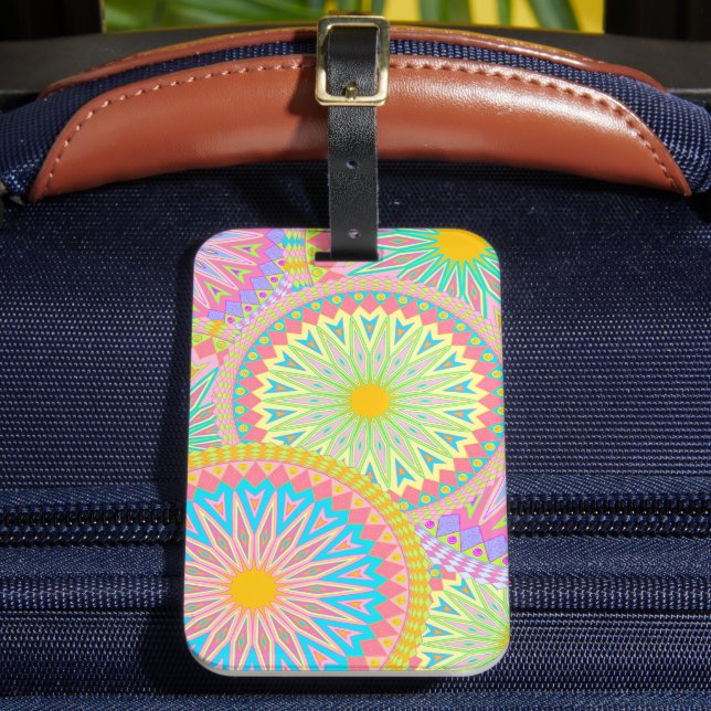 Überlappende Mandala Pink Blau Gelb Mint Lila Gepäckanhänger (Vorderseite Insitu 2)