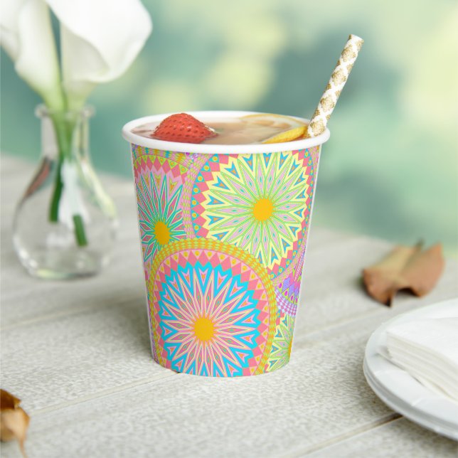 Überlappende Mandala Pink Blau Gelb Mint Lila Pappbecher (In Situ)
