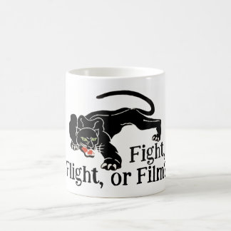 Überlebensinstinkt Kampf, Flucht oder Film? Entsch Kaffeetasse