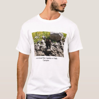 Überlebte die Rapids in der Höllen-Schlucht T-Shirt