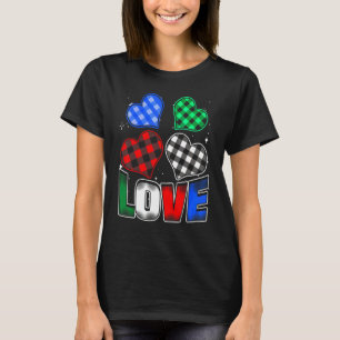 Überprüfte Herzen mit Liebe für Paare Valentinstag T-Shirt