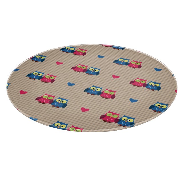Überprüftes Muster mit Liebeeulen Schneidebrett (Ecke)
