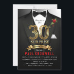 Überraschung 30. Geburtstag Tuxedo Einladung<br><div class="desc">Überraschung Geburtstagsfeier,  30. Geburtstag,  Tuxedo Einladung,  Tuxedo Geburtstagseinladung,  Schwarze Krawatte Einladung,  Geheimnis,  Spion,  Eleganz,  Männer,  Bogen-Krawatte,  30. Geburtstagseinladung,  Anzug,  Agent</div>