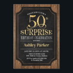 Überraschung 50. Geburtstagsparty - Holz Gold Einladung<br><div class="desc">Rustikale Überraschung 50. Geburtstag Feier Einladung. Elegantes Design in Schwarz und Imitat Glitzer Gold und dunkelbraunes Holzmuster. Funktioniert mit elegantem Script-Schriftart. Wenn Sie weitere Anpassungen benötigen</div>
