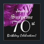 ÜBERRASCHUNG 70. Geburtstagspartei Lila Rose W067 Einladung<br><div class="desc">Dieses lila Design der Rose ist eine hübsche und elegante Art, die Leute zu einem SURPRISE 70. Geburtstagsfest einzuladen. Der gesamte Text ist vollkommen anpassbar. Sie können mit verschiedenen Papiertypen experimentieren, indem Sie auf den Reiter "Einladungs-Optionen" oben rechts klicken. Ich empfehle das Filzpapier für zusätzliche Eleganz oder das eisgeruchte Metallpapier,...</div>