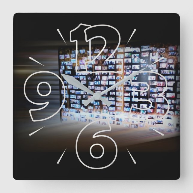Überschreiten von Online-Grenzen Quadratische Wanduhr (Vorderseite)