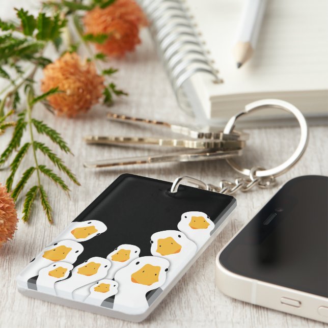 Überwachung durch Eerie: Geese-Überwachung aus dem Schlüsselanhänger (Vorderseite rechts)