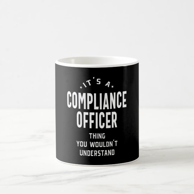Überweisung an Compliance Officer Kaffeetasse (Mittel)