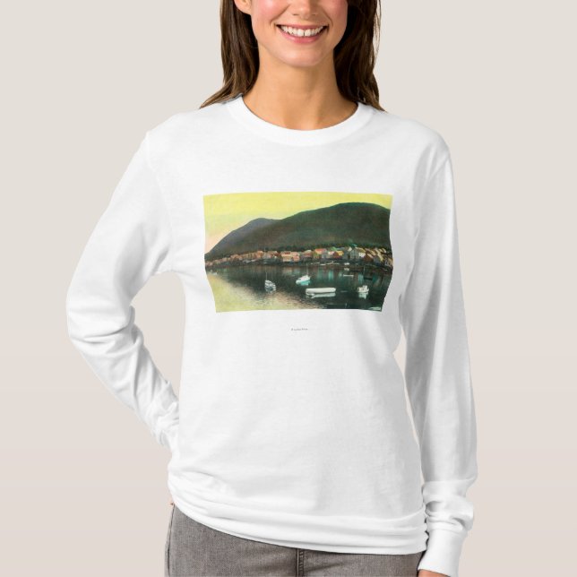 Ufergegend-Ansicht des Inders TownSitka, AK T-Shirt (Vorderseite)
