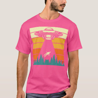 Ufo Alien Sunset Vintag Retro T-Shirt