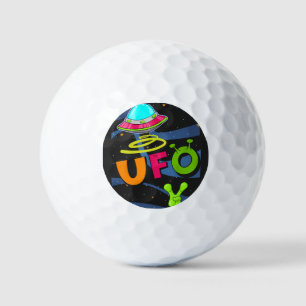 Ufo im Weltraum sagt Hallo Golfball