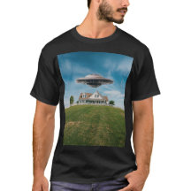 UFO in Yard Black Men's T - Shirt