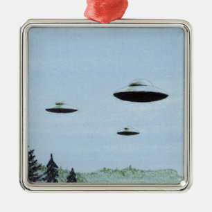 UFO Trio Ornament Aus Metall