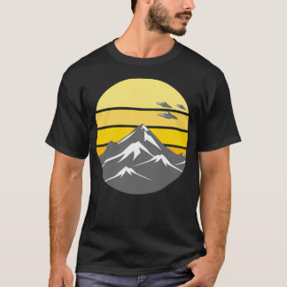 Ufo über Bergen T-Shirt