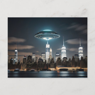 UFO über einer Stadt Postkarte