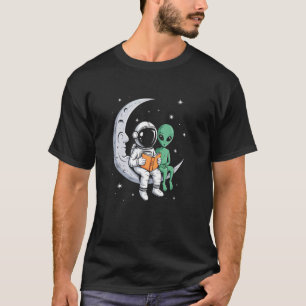 Ufo und Astronaut lesen Mond UFO Weltraum Lustig W T-Shirt