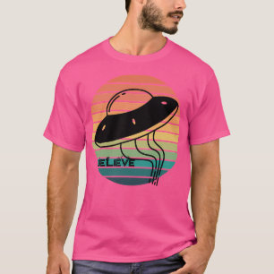 Ufo Vintag Art T-Shirt