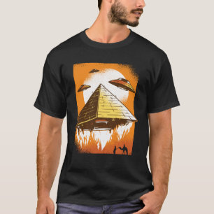 UFOs fliegen um Pyramiden Alien-Invasion für Gläu T-Shirt