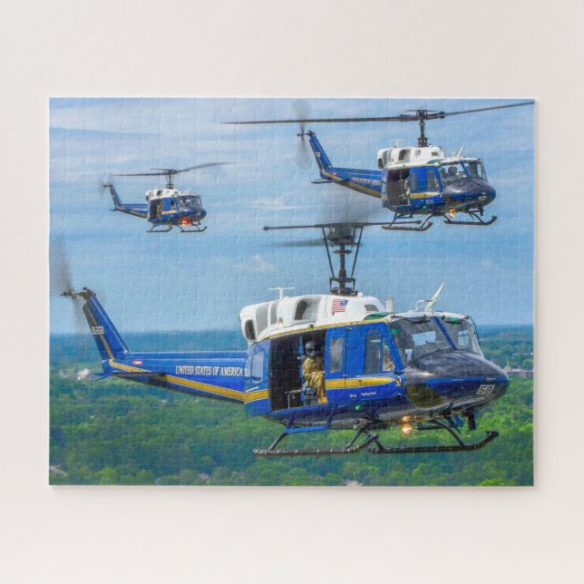 UH-1N IROQUOIS (16x20 INCH) Jigsaw Puzzle (Horizontal)