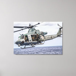 UH-1Y VENOM 24x36 Leinwanddruck