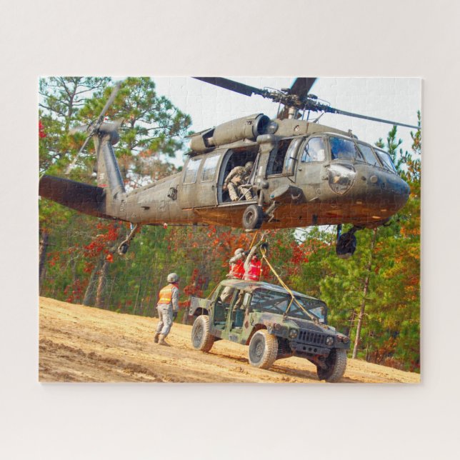 UH-60M SCHWARZHAWK (16x20 INCH) Puzzle (Horizontal)