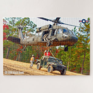 UH-60M SCHWARZHAWK (20x30 INCH) Puzzle