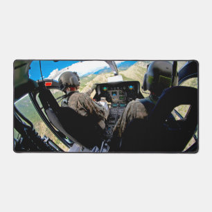 UH-72A LAKOTA COCKPIT SCHREIBTISCHUNTERLAGE