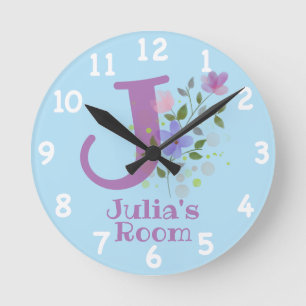 Uhr in einem floralen Design mit dem Namen Julia u