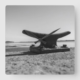 Uhr marines, schwarzes und weißes Thema