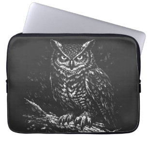 Uhu — von BurnsInHell Laptopschutzhülle