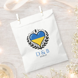 Ukraine Couple Heart Wedge Geschenktütchen
