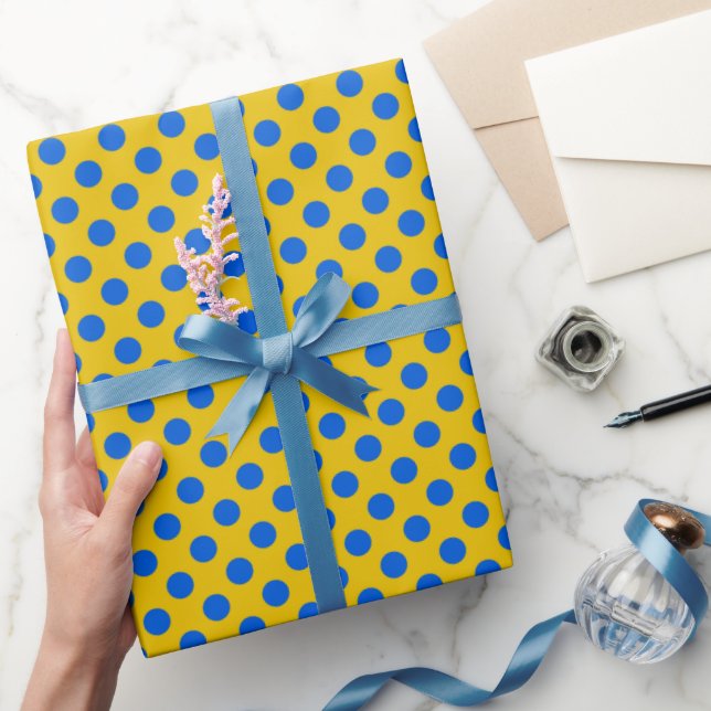 Ukraine Flag Polka Dots blaues und gelbes Geschenk Geschenkpapier (Schenken)