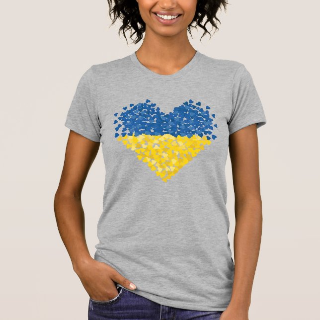 Ukraine is in my heart. Ukrainian flag. Support. T-Shirt (Vorderseite)