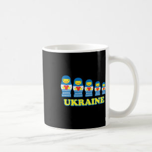 Ukraine Matrjoschka-Puppen halten Herzen  Kaffeetasse