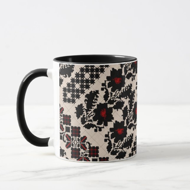 Ukrainian traditional vushuvanka folk art tasse (Links)