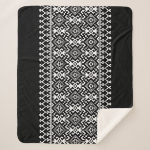 Ukrainisch Vyshyvanka: Fusion aus ethnischen Ornam Sherpadecke