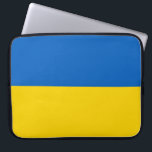 Ukrainische Flagge (Ukraine) Laptop-Sieb Laptopschutzhülle<br><div class="desc">Dieses Design zeigt die Nationalflagge der Ukraine, einem Land in Osteuropa. Die Ukraine grenzt im Osten und Nordosten an Russland, im Norden an Belarus, im Westen an Polen, die Slowakei und Ungarn und im Süden an Rumänien, Moldau und das Schwarze Meer. Die Ukraine ist nach Russland das zweitgrößte Land Europas....</div>