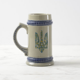 Ukrainisches Emblem trident tryzub ethnisch Bierglas