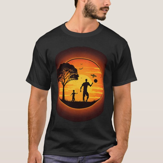 Ultimate Frisbee Fans Father and Son Playing Frisb T-Shirt (Vorderseite)