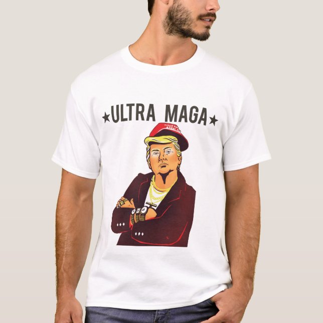 Ultra Maga King Donald Trump T-Shirt (Vorderseite)