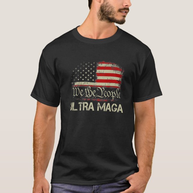 Ultra Maga Proud Pro Trump 2024 Funny Republikaner T-Shirt (Vorderseite)